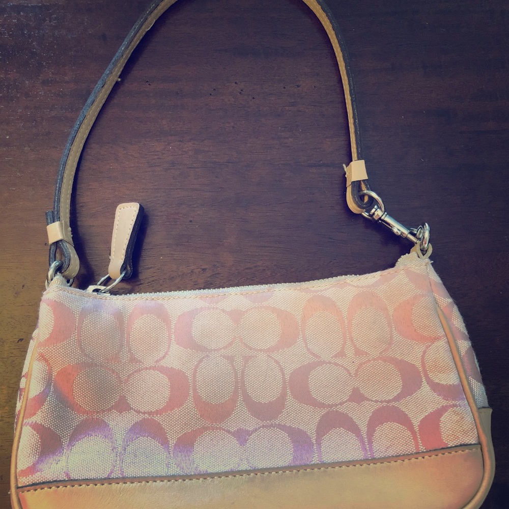 VGUC Pale Pink Coach purse